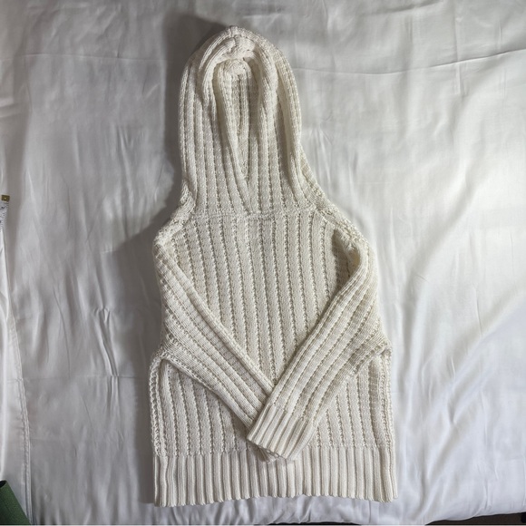 Cozy Chunky Cable-Knit Hooded Cardigan-Aeropostale -L - Picture 2 of 10